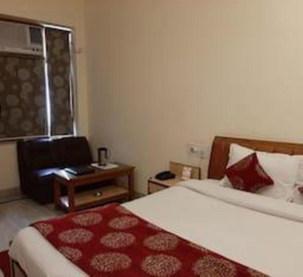 Hotel Siddharth Residency Main image