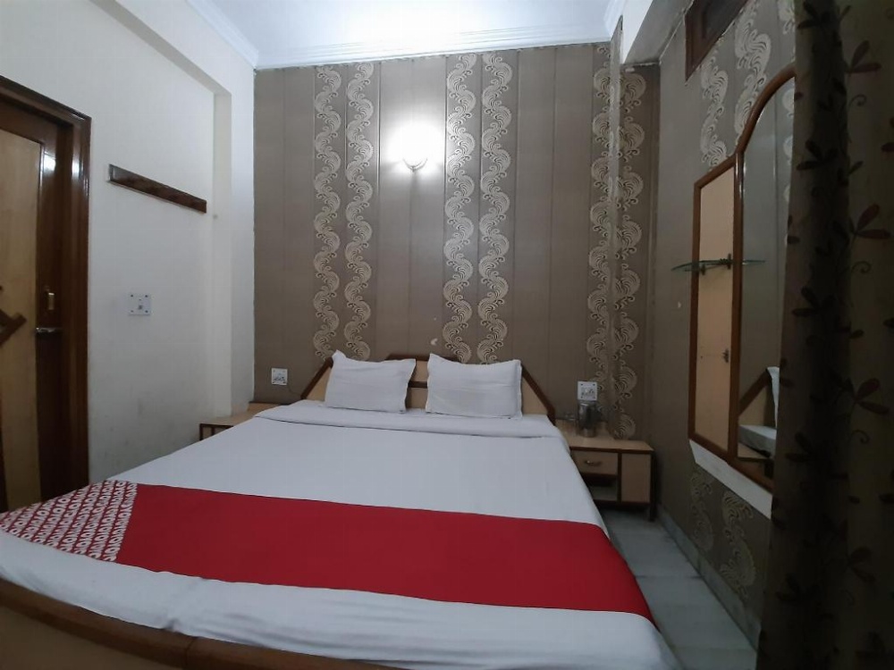Room image 4