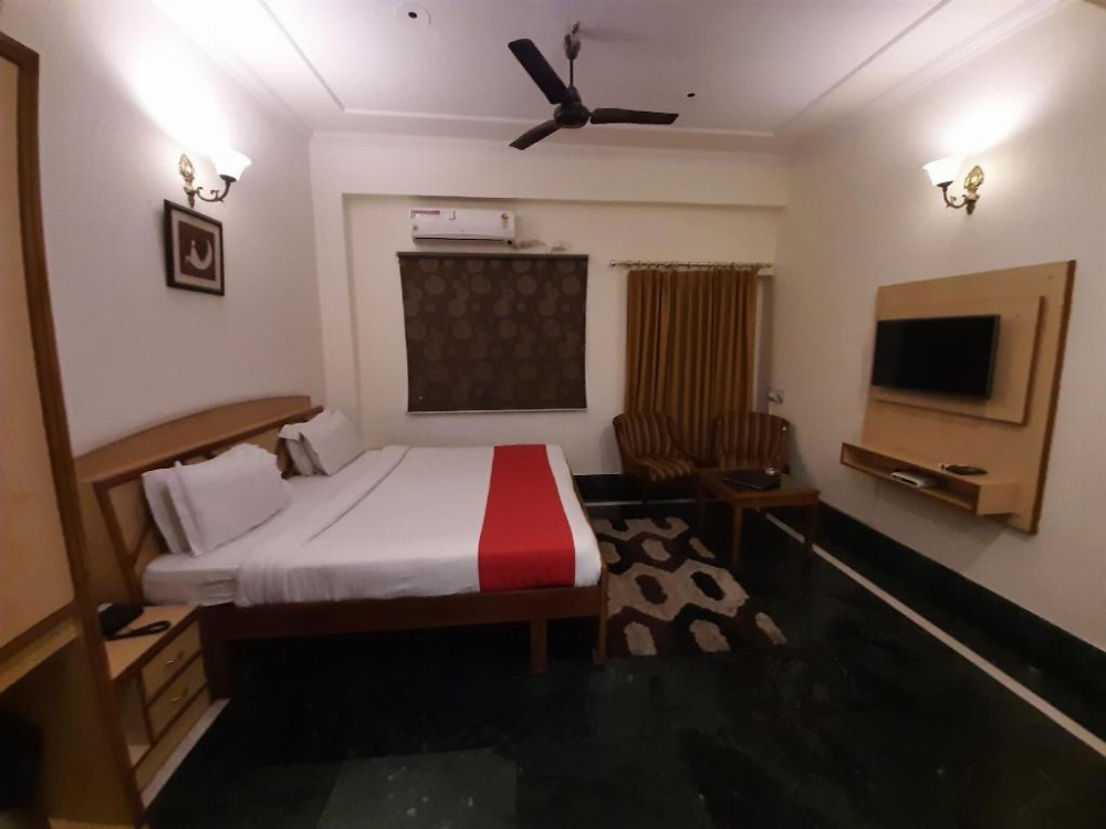 Room image 5